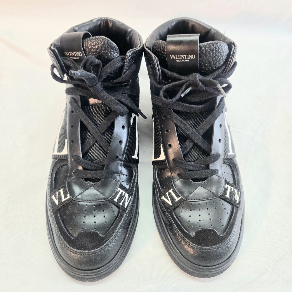 Valentino Garavani Men's Size 41 Black Leather VL7N Sneaker Shoes EUC - Picture 2 of 7